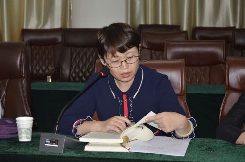 陳理娟領學習近平新時代中國特色社會主義思想是黨和國家必須長期堅持的指導思想.JPG